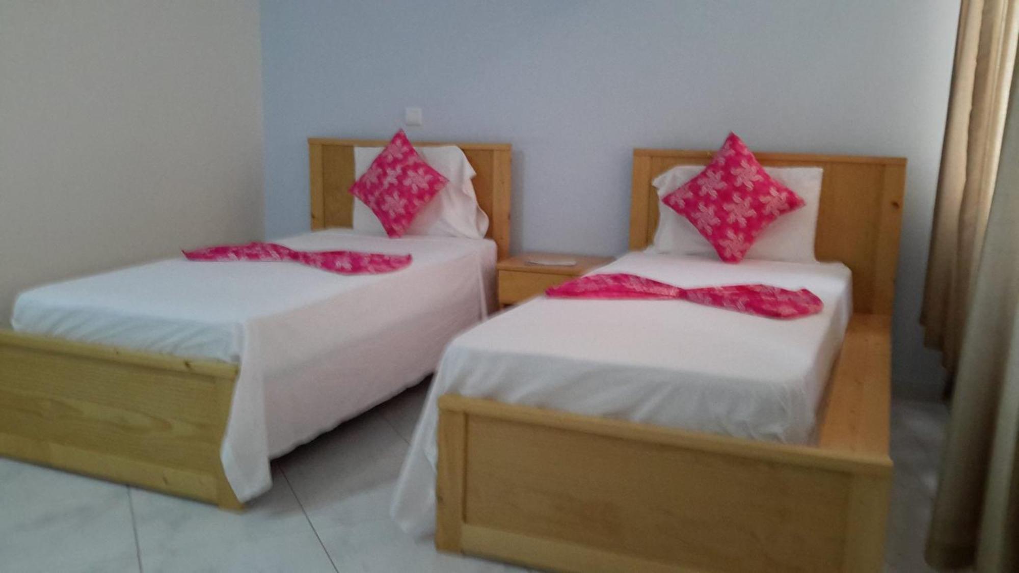 Lt Aparthotel Praia Esterno foto